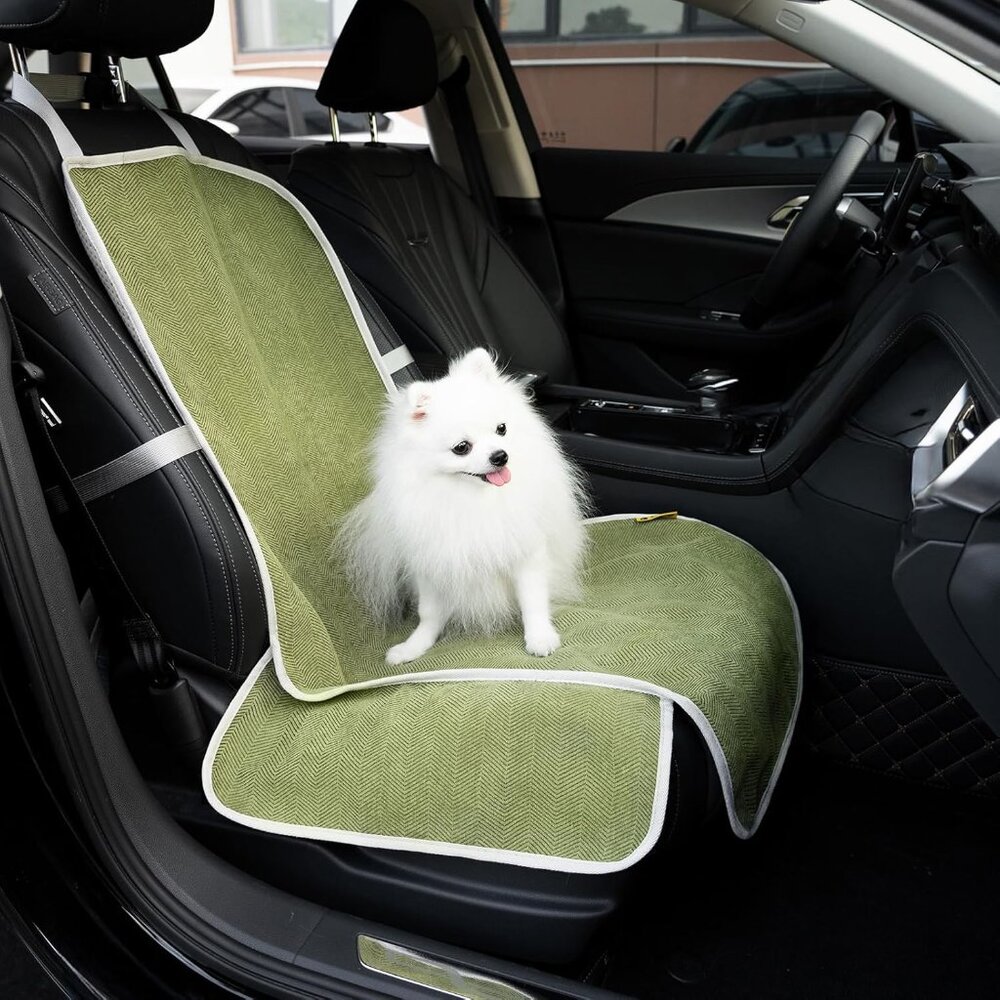 NIB Funny Fuzzy Soft Waterproof Scratchproof Front Seat Cover for Pets